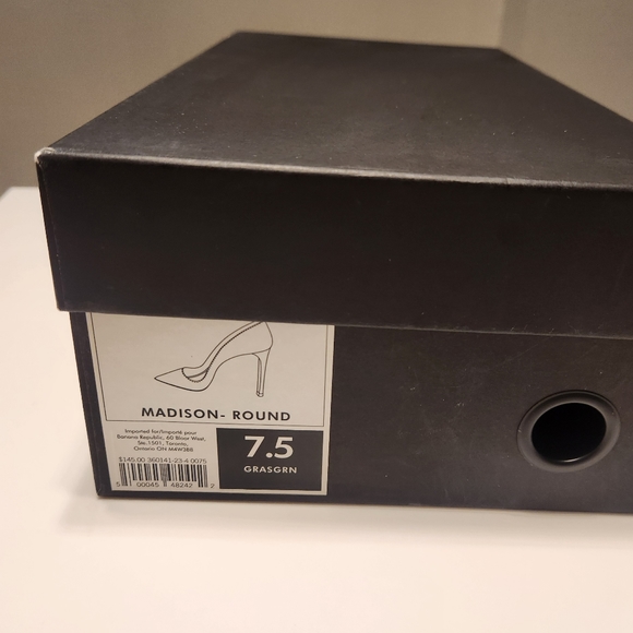BNIB Banana Republic Madison Round 12-Hour Pump 7.5 Grassgreen - Picture 6 of 6